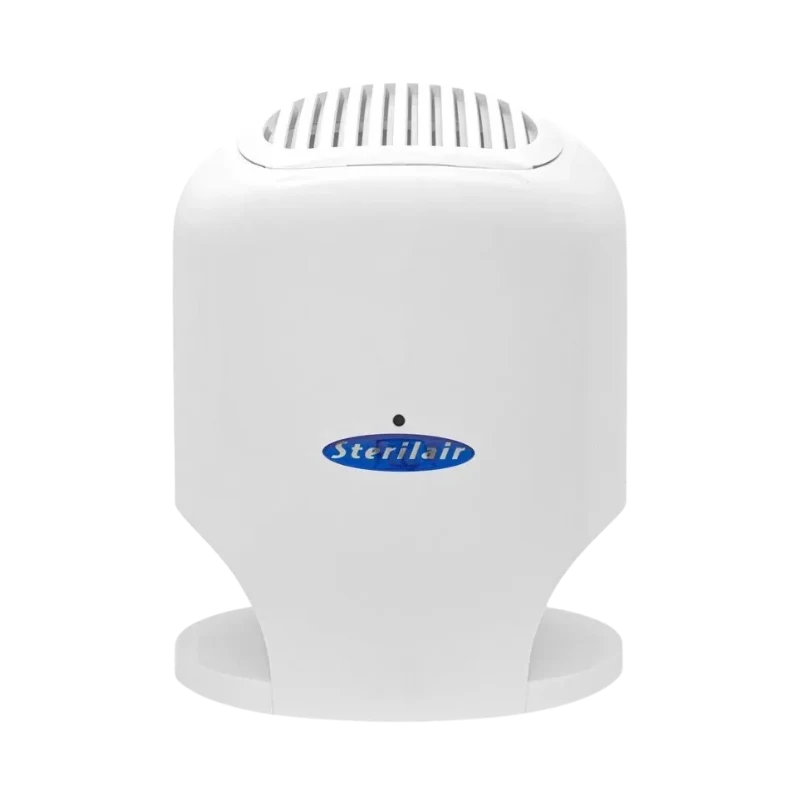 Esterilizador e purificador de ar Sterilair Str4 clássico conectado na tomada, protegendo o quarto contra mofo crônico sem usar filtro de papel. Confira hoje