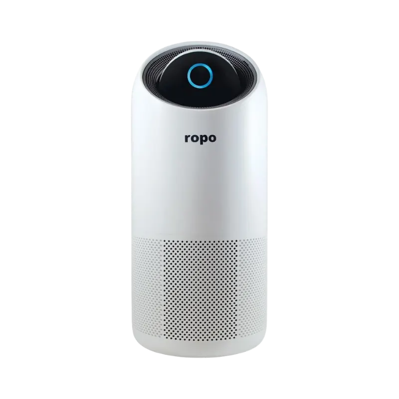 Purificador de ar inteligente Ropo Air 35 branco com painel digital ativado, ideal para remover pelos de cães e gatos em apartamentos. Confira hoje