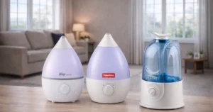 Melhor Umidificador de ar ultrassônico silencioso soltando uma névoa fina ao lado da cama em um quarto de bebê, focado no alívio da rinite e na proteção contra o tempo seco.